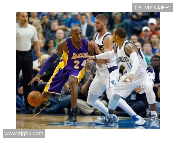 2006年科比在季后赛对决小牛队的精彩表现与历史意义解析