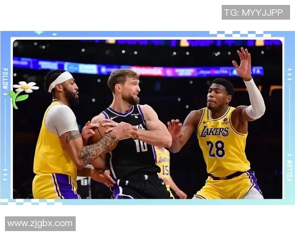 奥兰多魔术与鹈鹕激战正酣谁能在NBA赛场上笑到最后